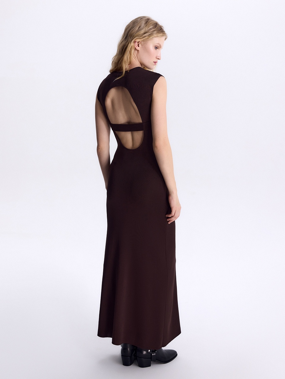 Платье трикотажное с вырезом на спине