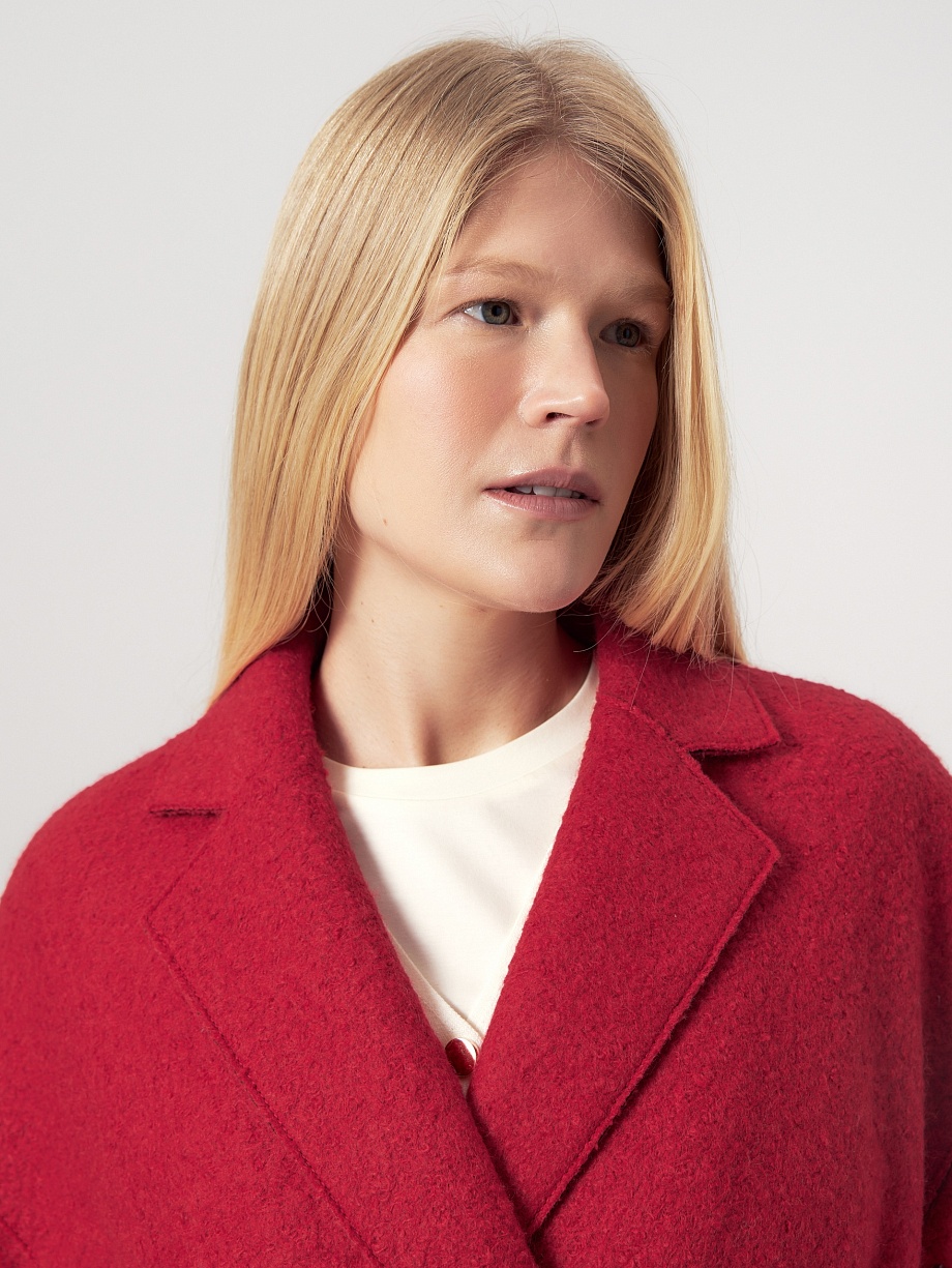 Демисезонное пальто из шерсти с мембраной