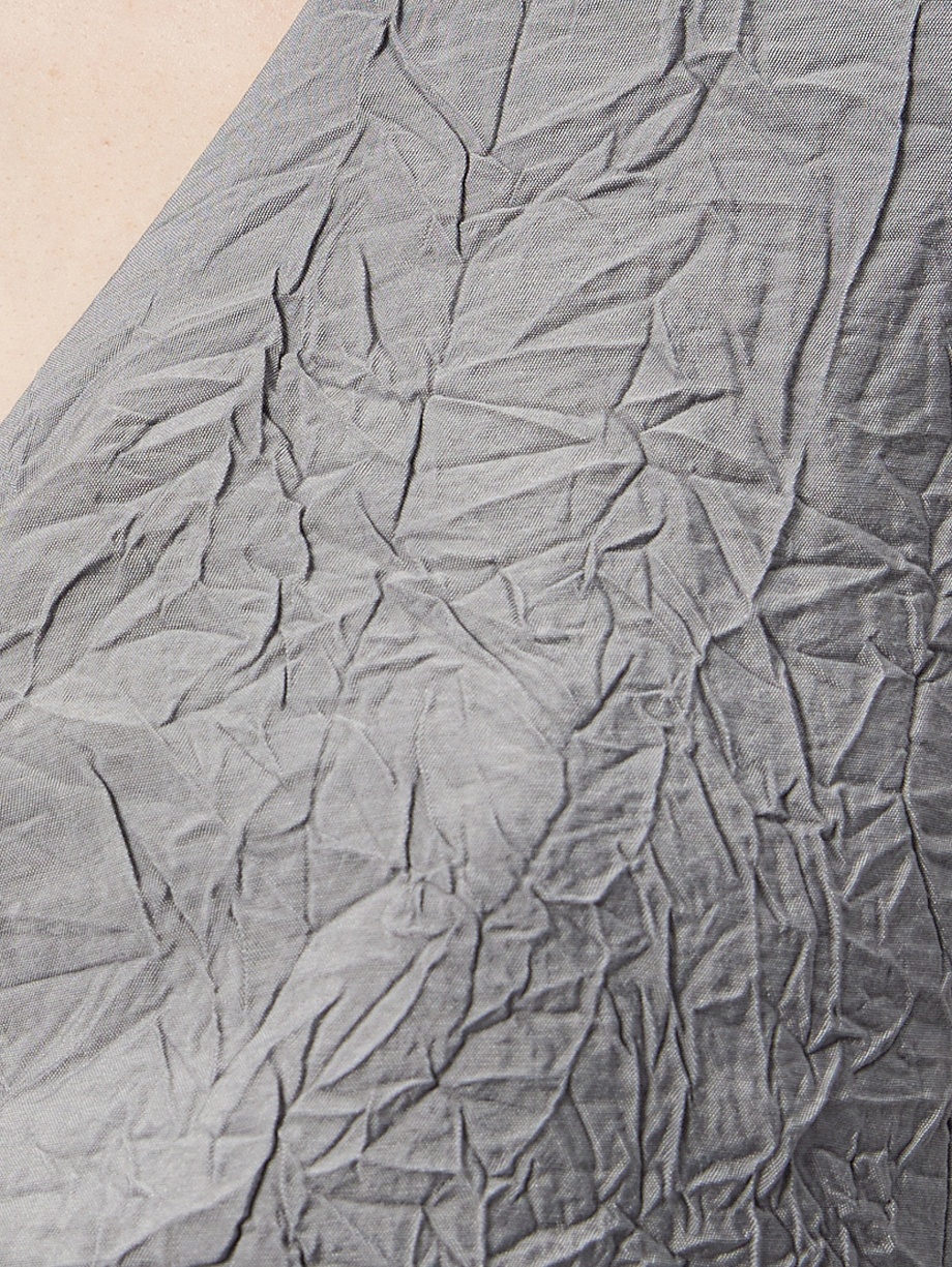 Платье из жатой вискозы с декоративным узлом