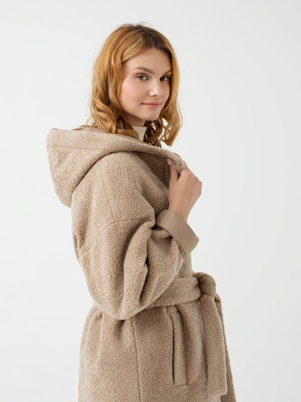 Экошуба с мембраной, утеплителем и капюшоном