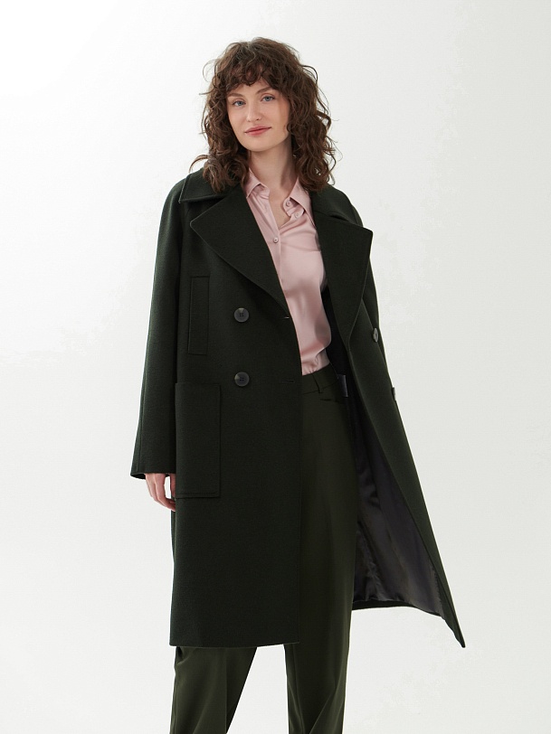 Шерстяное пальто с мембраной и утеплённой спинкой