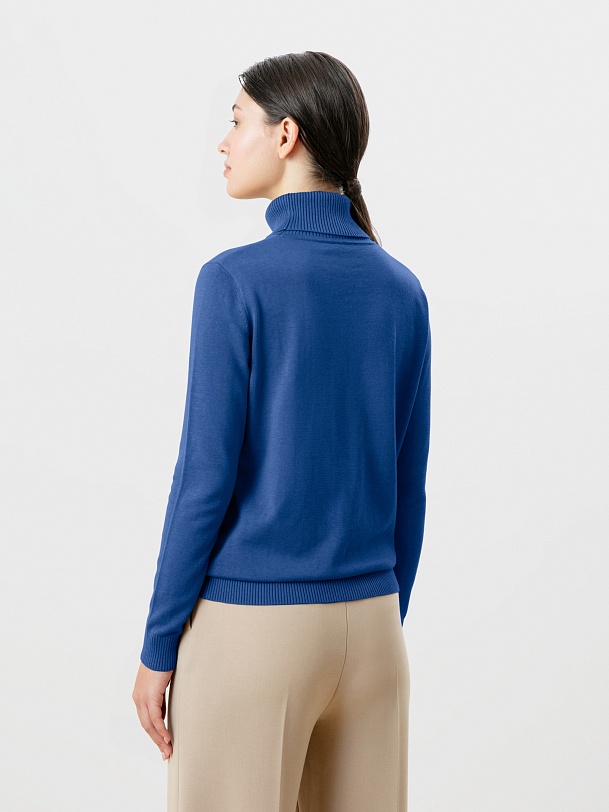 Свитер женский базовый