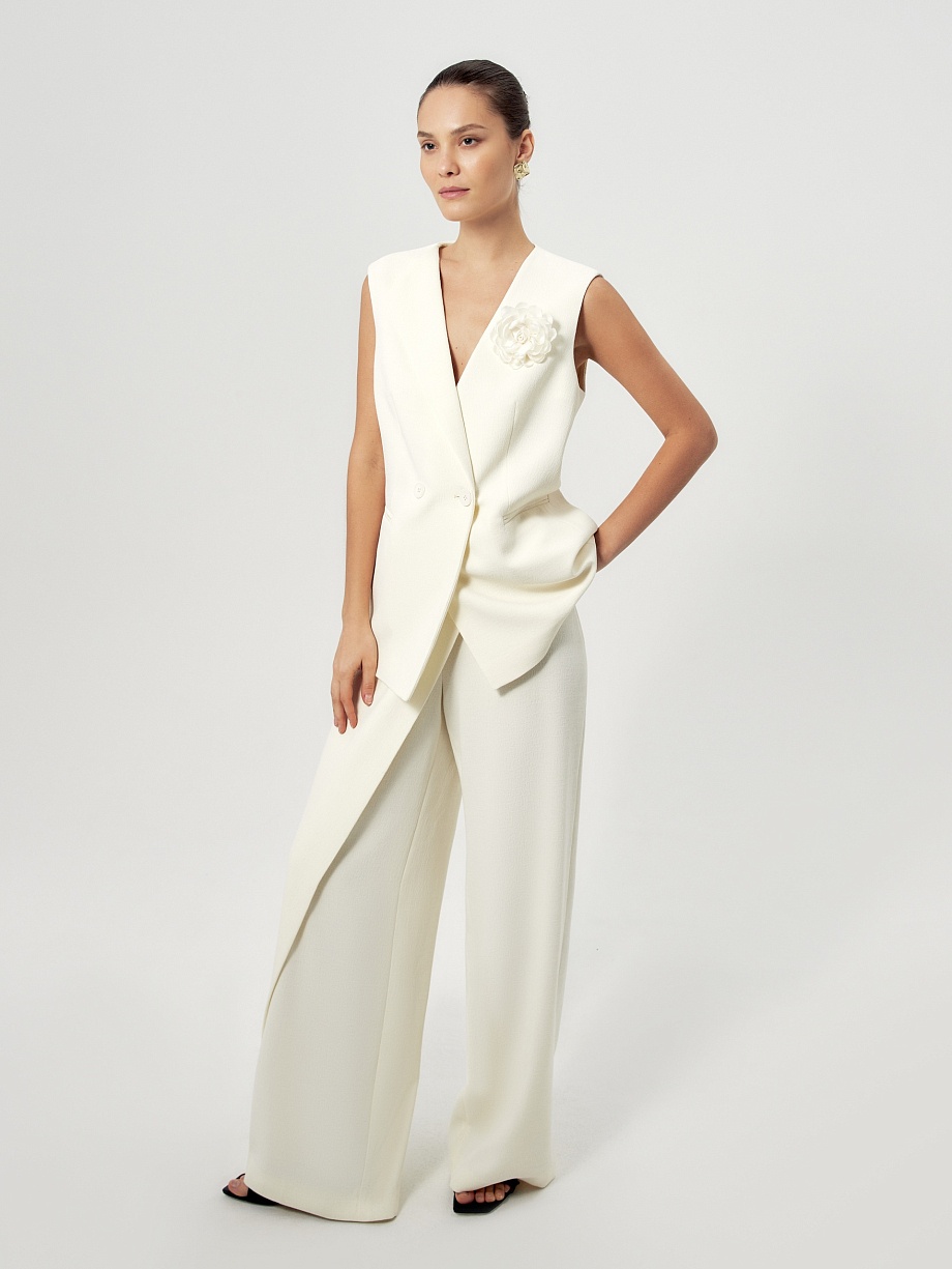 Широкие брюки с запахом