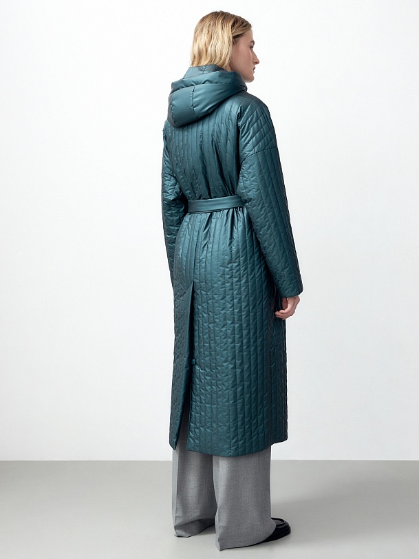 Стёганое пальто с мембраной и съёмным капюшоном