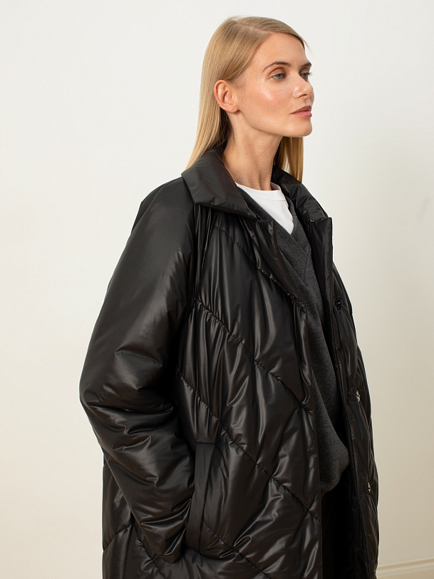 Пальто зимнее с мембраной и отстегивающимся воротником