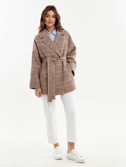 Демисезонное полупальто из шерсти