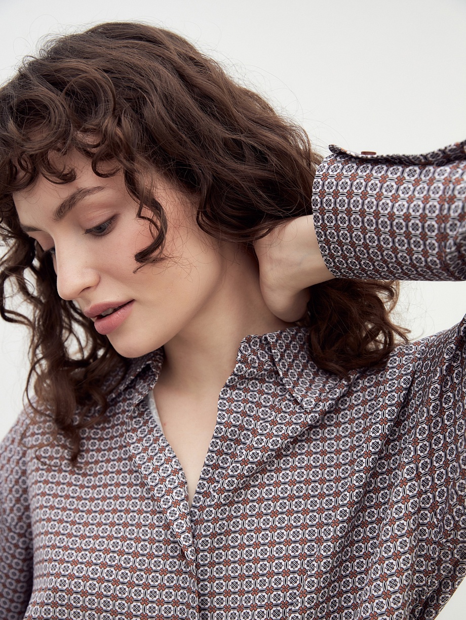 Свободная блуза из 100% тенселя на пуговицах