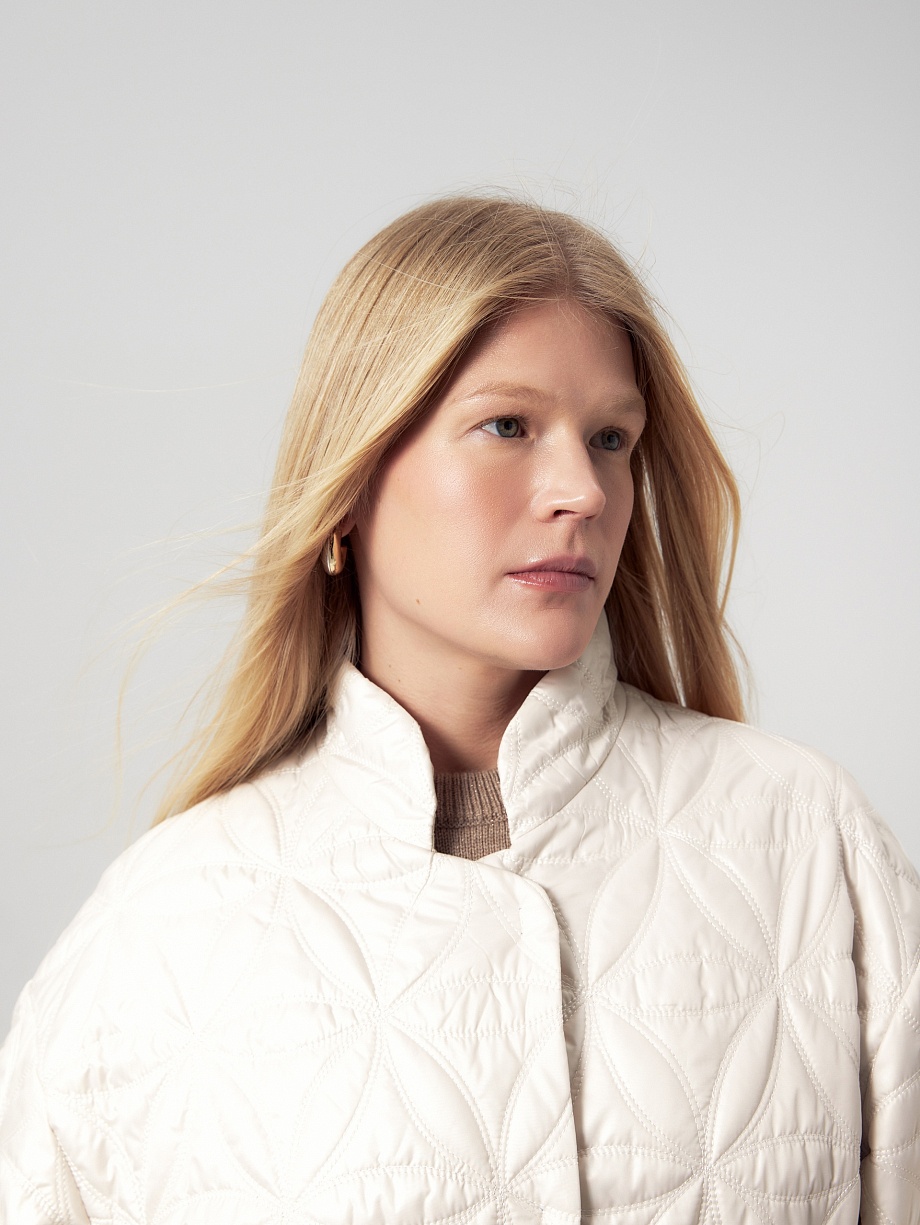 Демисезонное пальто из плащевой ткани с мембраной