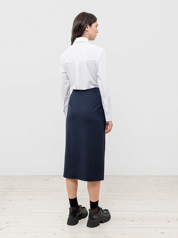 Юбка прямая с вырезом