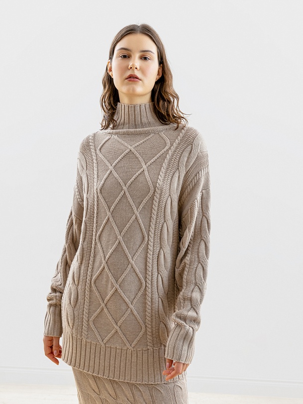 Свитер свободный прямой