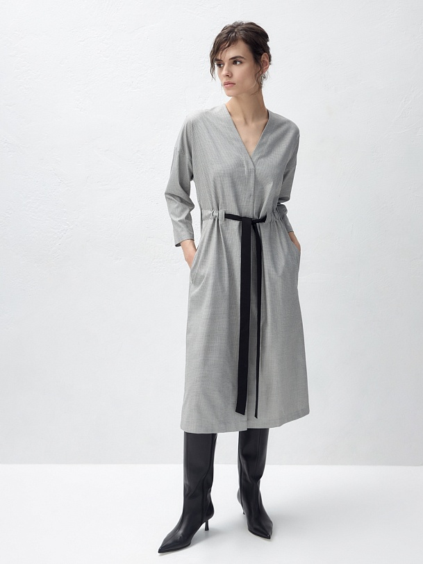 Платье миди из вискозной костюмной ткани