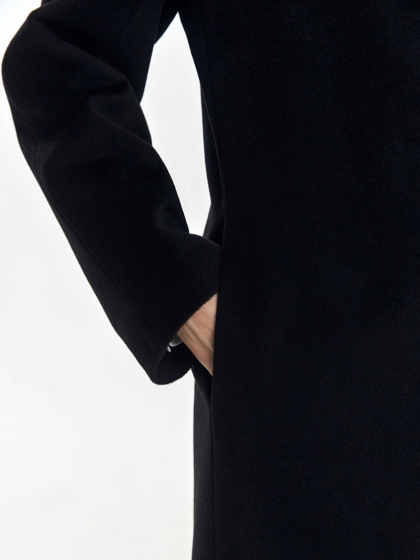 Шерстяное пальто с мембраной