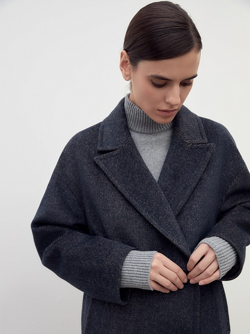 Двубортное шерстяное пальто с мембраной