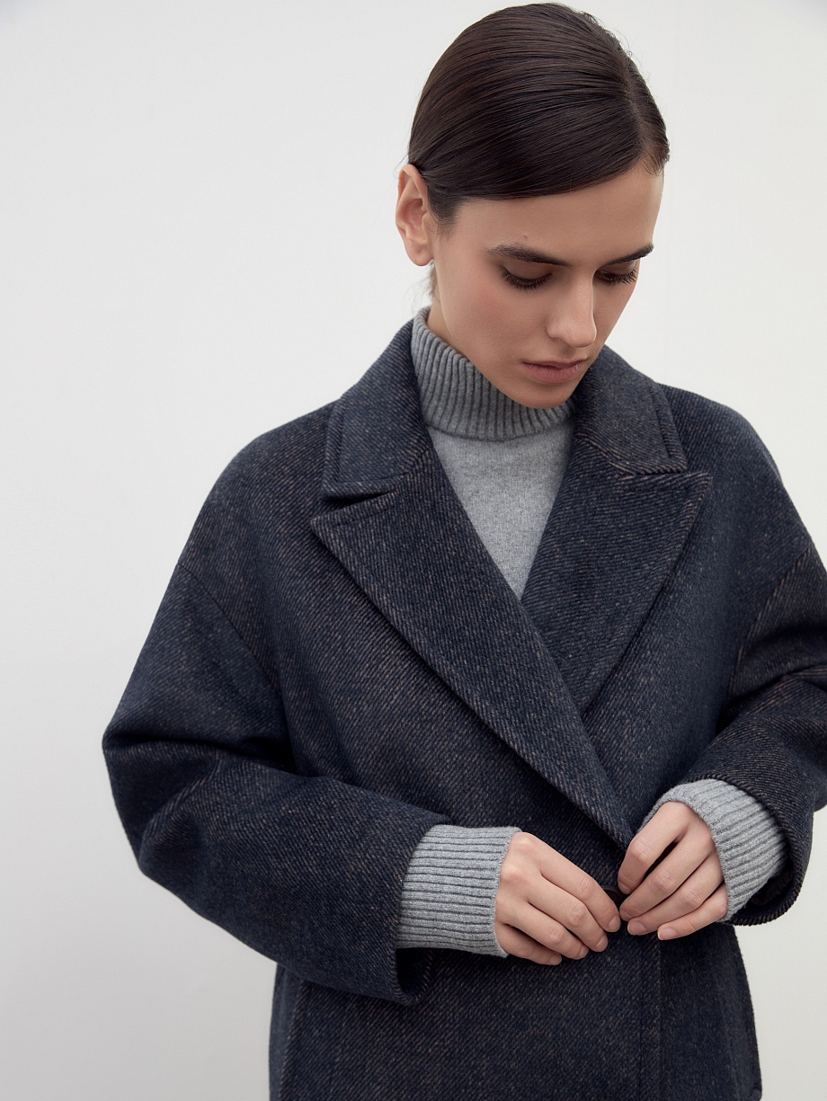 Двубортное шерстяное пальто с мембраной