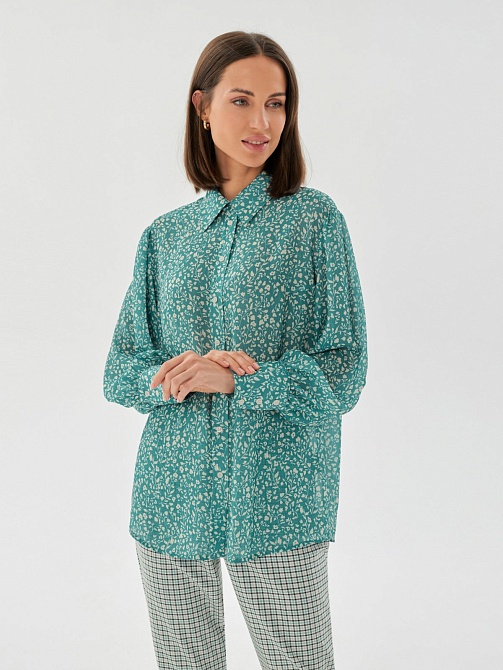 Романтичная блуза прямого силуэта