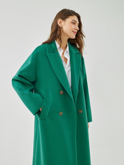 Шерстяное демисезонное пальто с мембраной