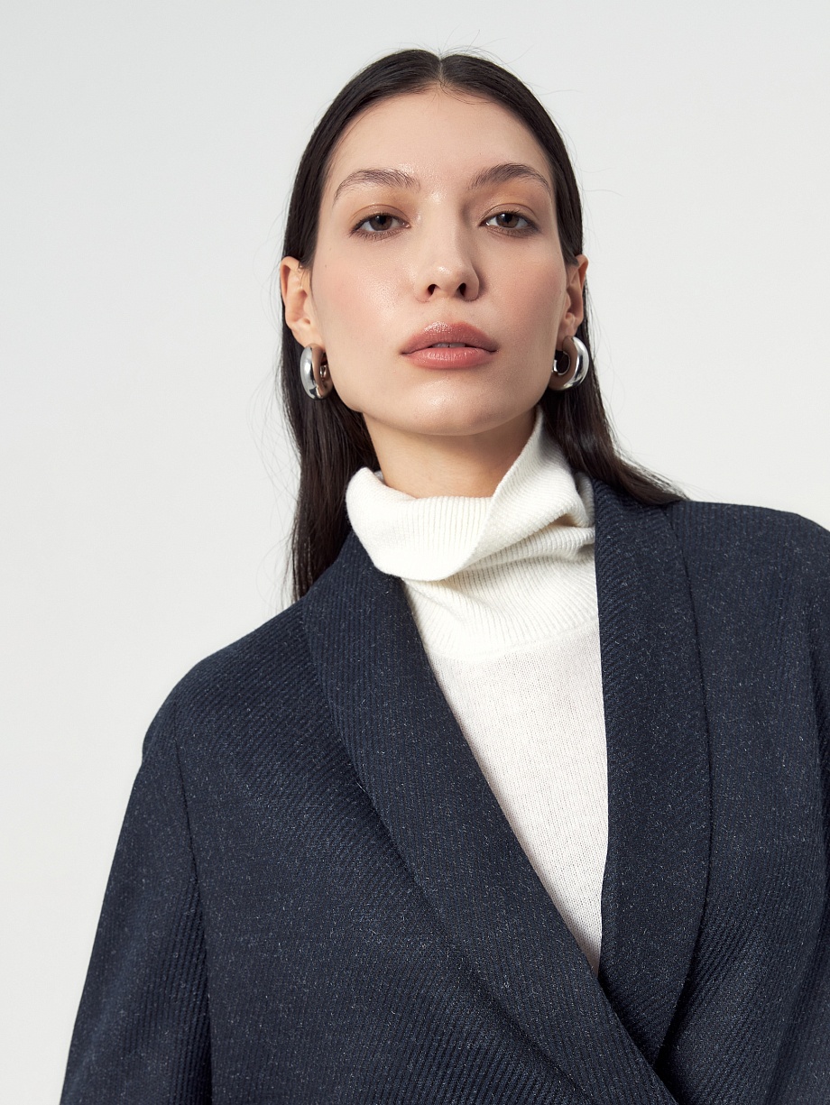 Жакет из костюмной ткани с укороченными рукавами