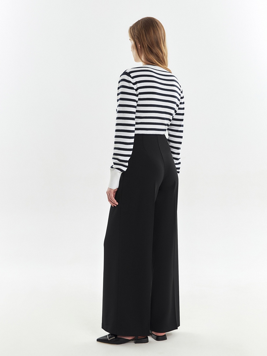 Расклешенные брюки из мягкой костюмной ткани