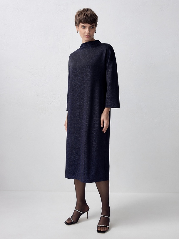 Свободное платье из трикотажа с люрексом