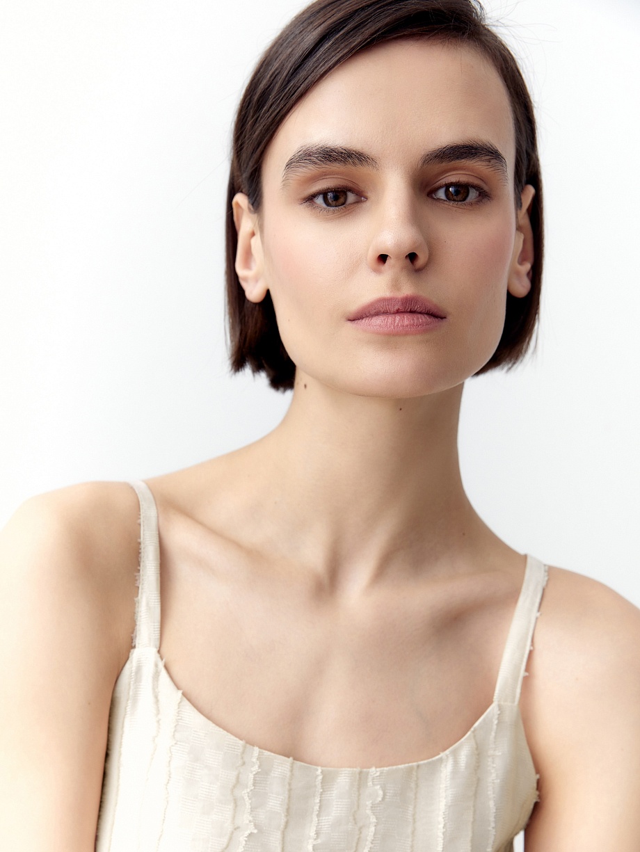 Платье-комбинация с разрезами