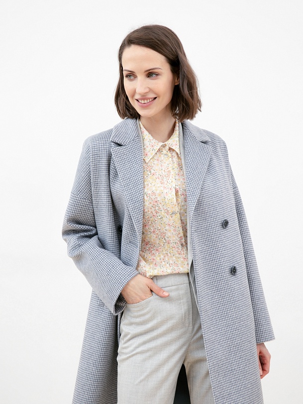 Шерстяное демисезонное пальто с мембраной