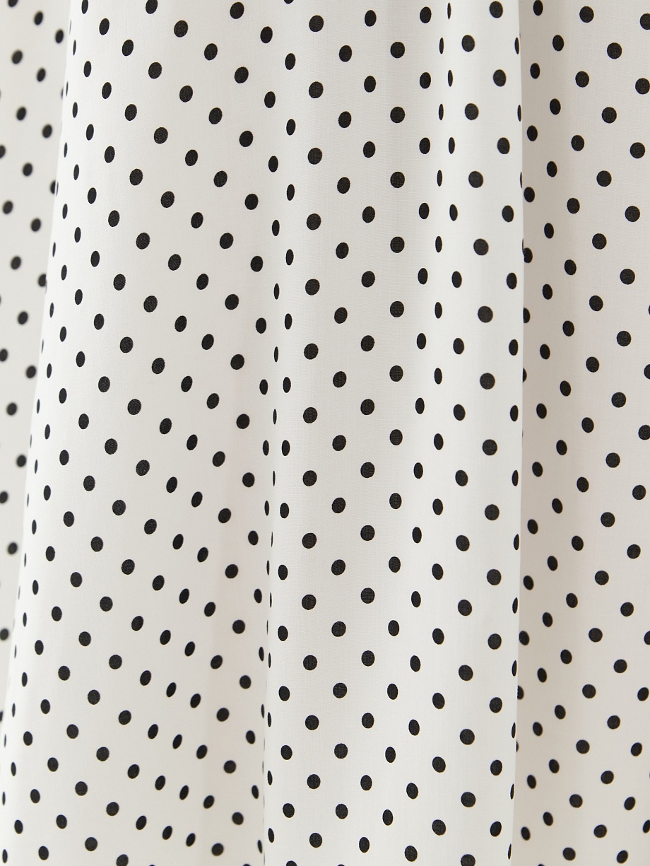 Нежное летнее платье из вискозы в горошек