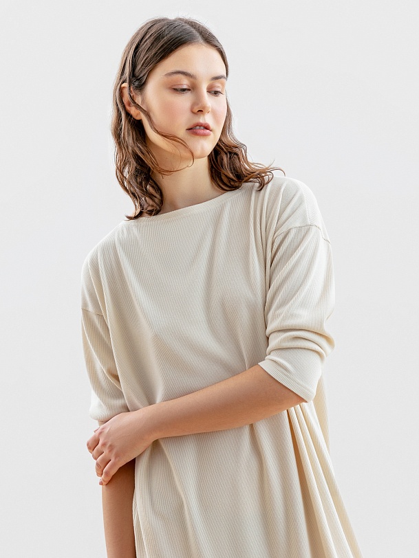 Платье прямое свободное длины макси