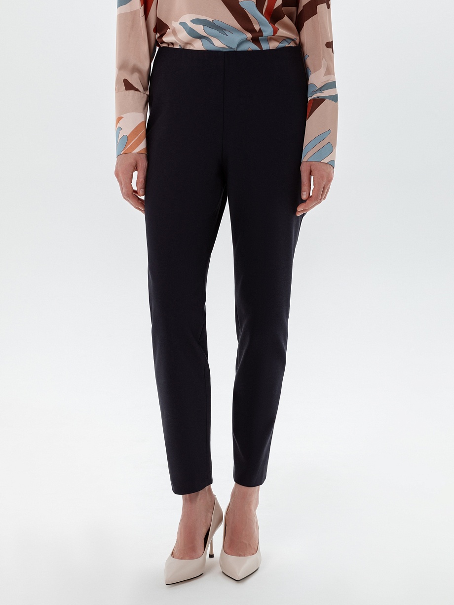 Зауженные брюки на резинке из утепленной костюмной ткани