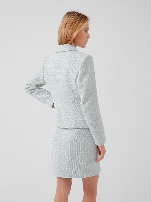 Классический приталенный жакет из твида