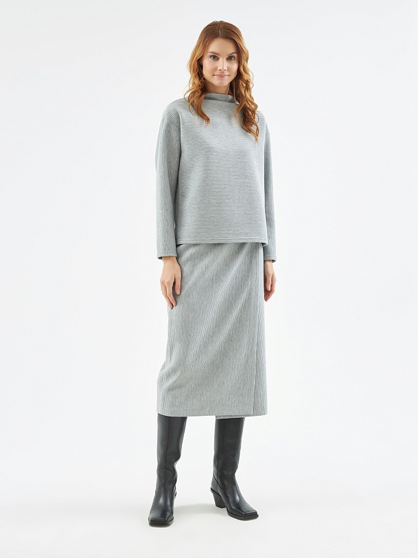 Джемпер прямого силуэта