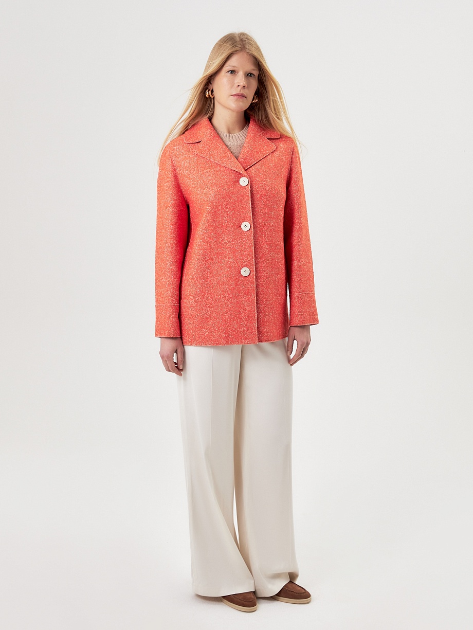 Демисезонное полупальто из шерсти