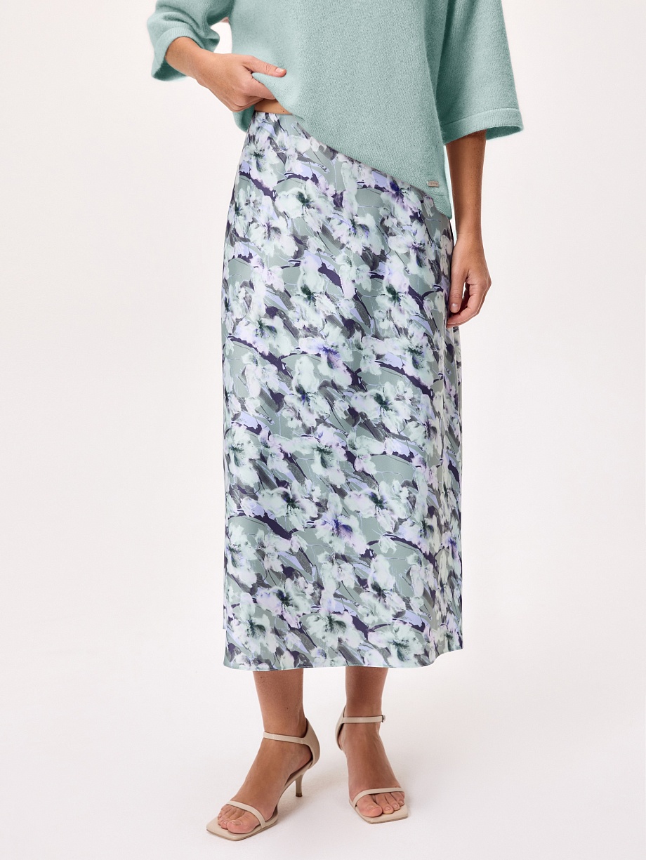 Юбка из атласа