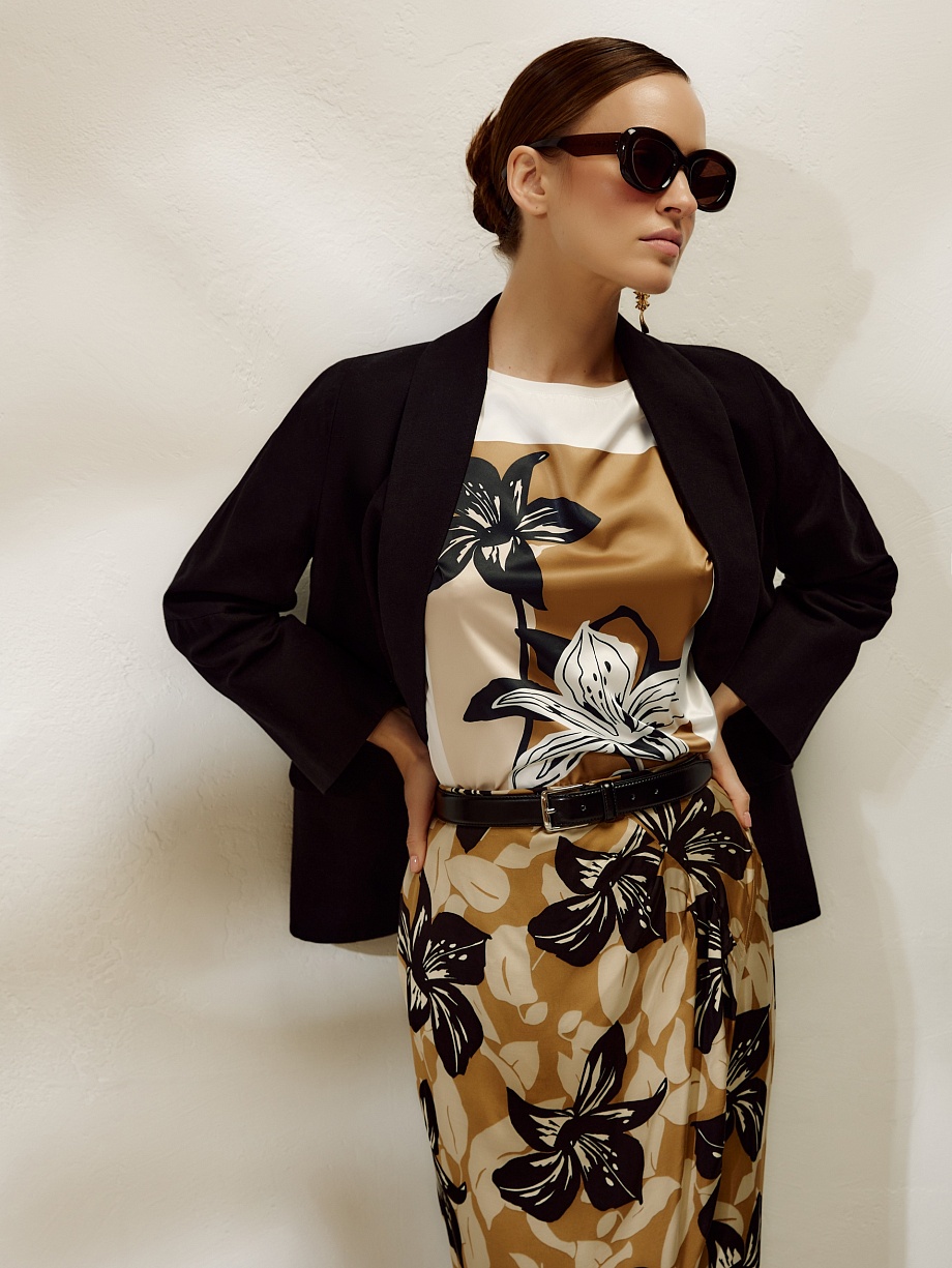 Хлопковая футболка с полочкой из атласной ткани