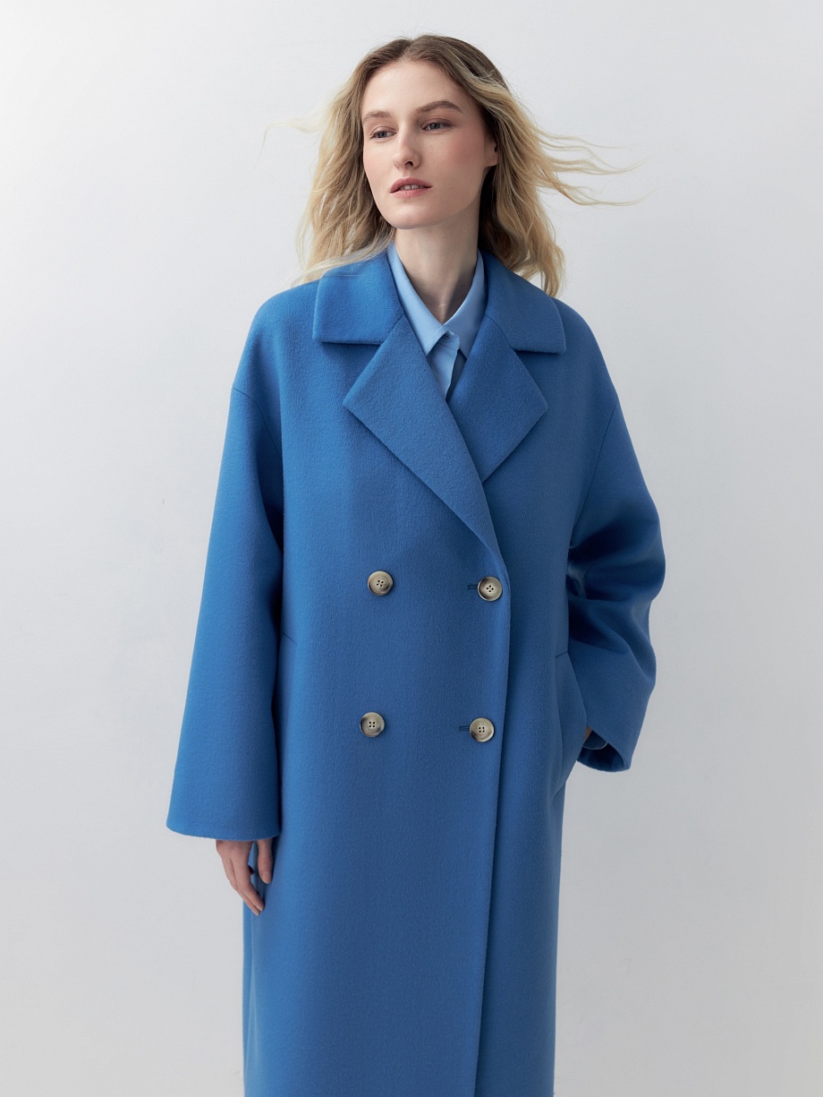 Демисезонное пальто из шерсти с мембраной