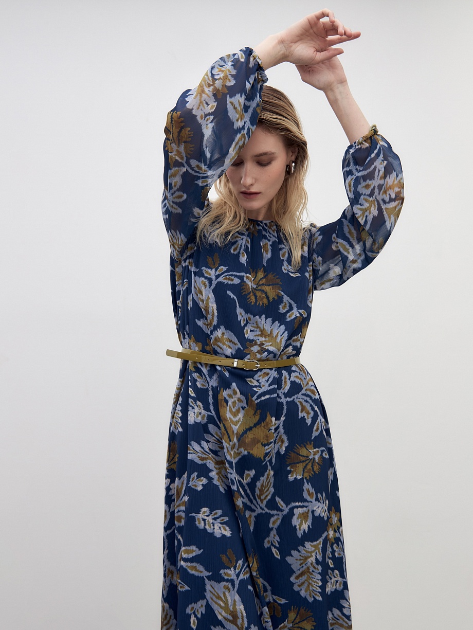 Свободное шифоновое платье с растительным принтом
