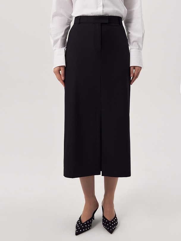 Прямая юбка миди с разрезом