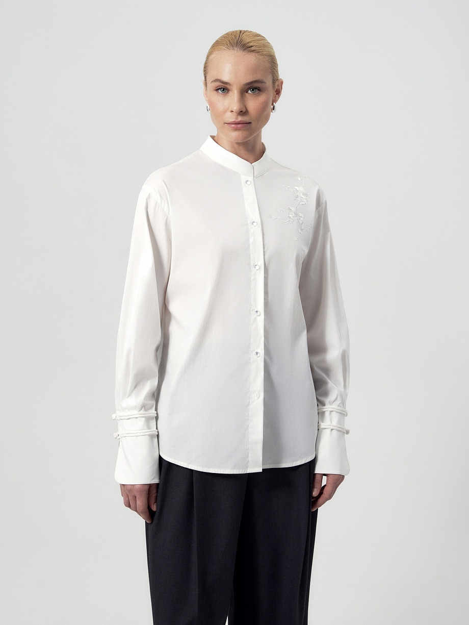 Блуза из хлопка с вышивкой
