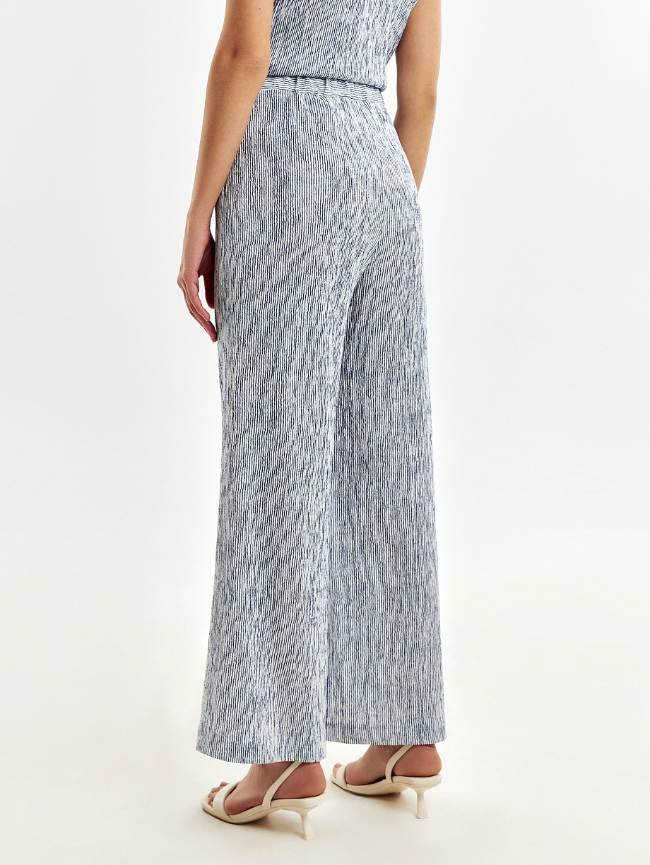 Брюки из фактурной вискозной ткани