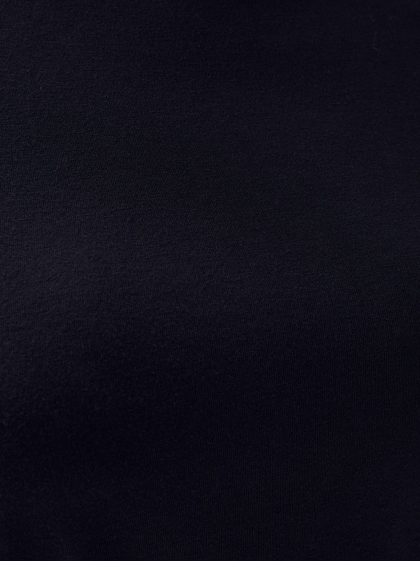 Джемпер из тонкого гладкого трикотажа