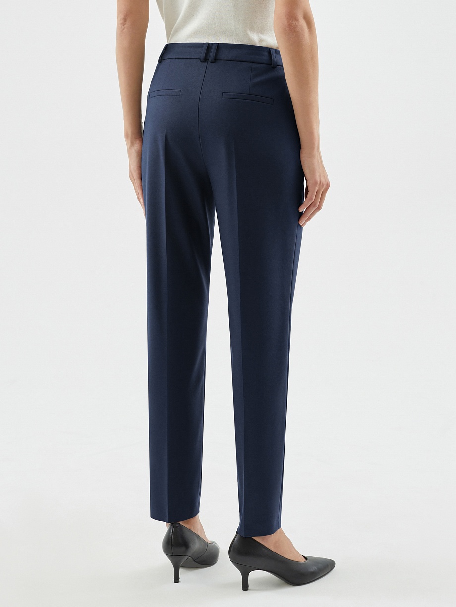 Утепленные прямые брюки со стрелками 