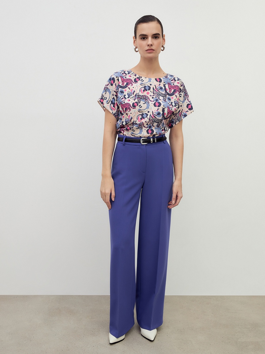 Прямые свободные брюки из костюмной ткани