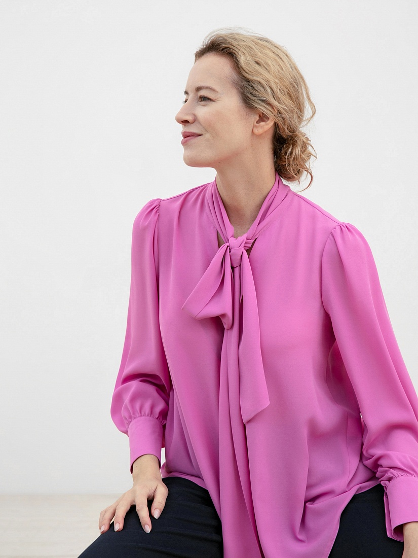 Розовая свободная блузка из шифона POMPA