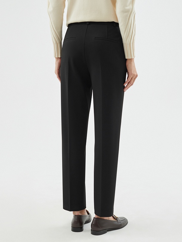 Классическиезауженные брюки со стрелками