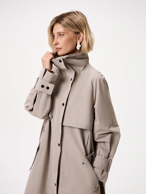 Непромокаемый хлопковый плащ с высоким воротником