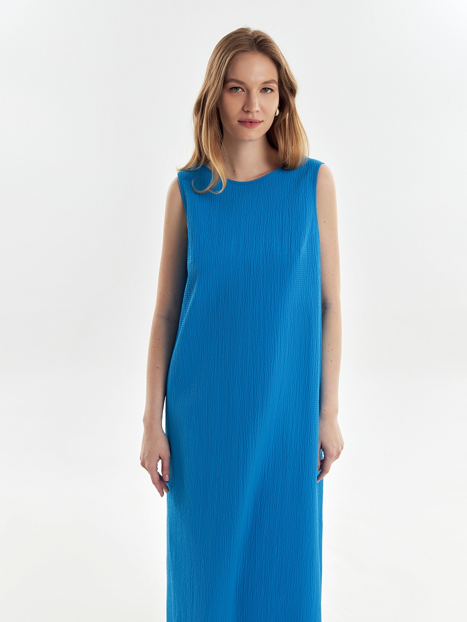 Свободное летнее платье из фактурного хлопка