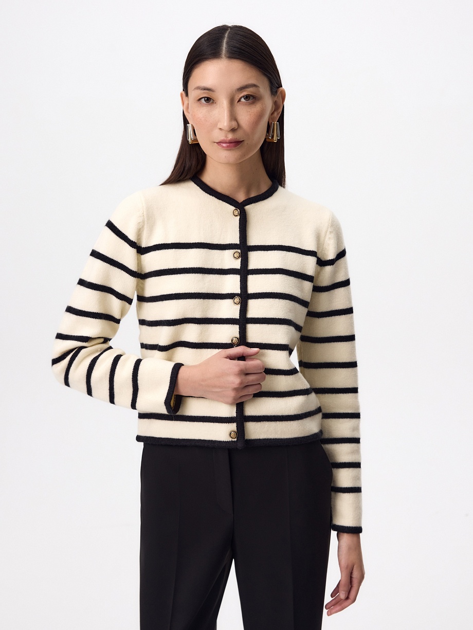 Кардиган из мягкой пряжи