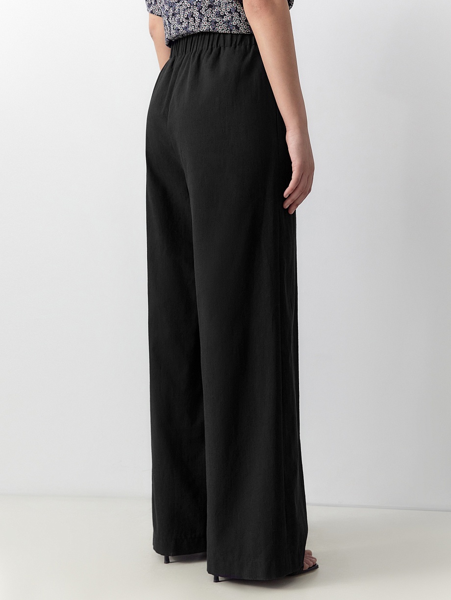 Летние брюки из хлопка и льна