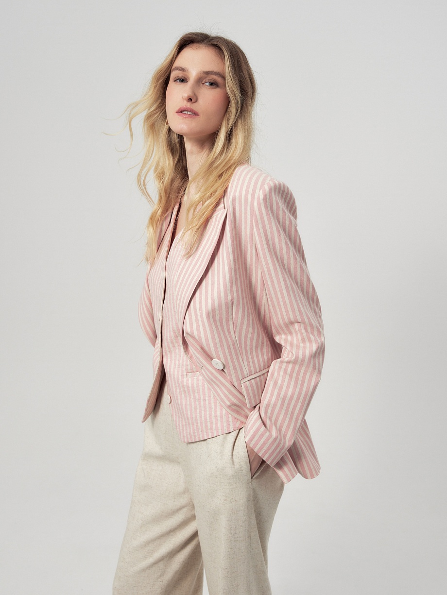 Летний жакет из костюмной ткани с вискозой и льном