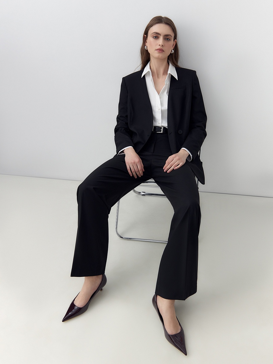 Приталенный жакет без лацканов