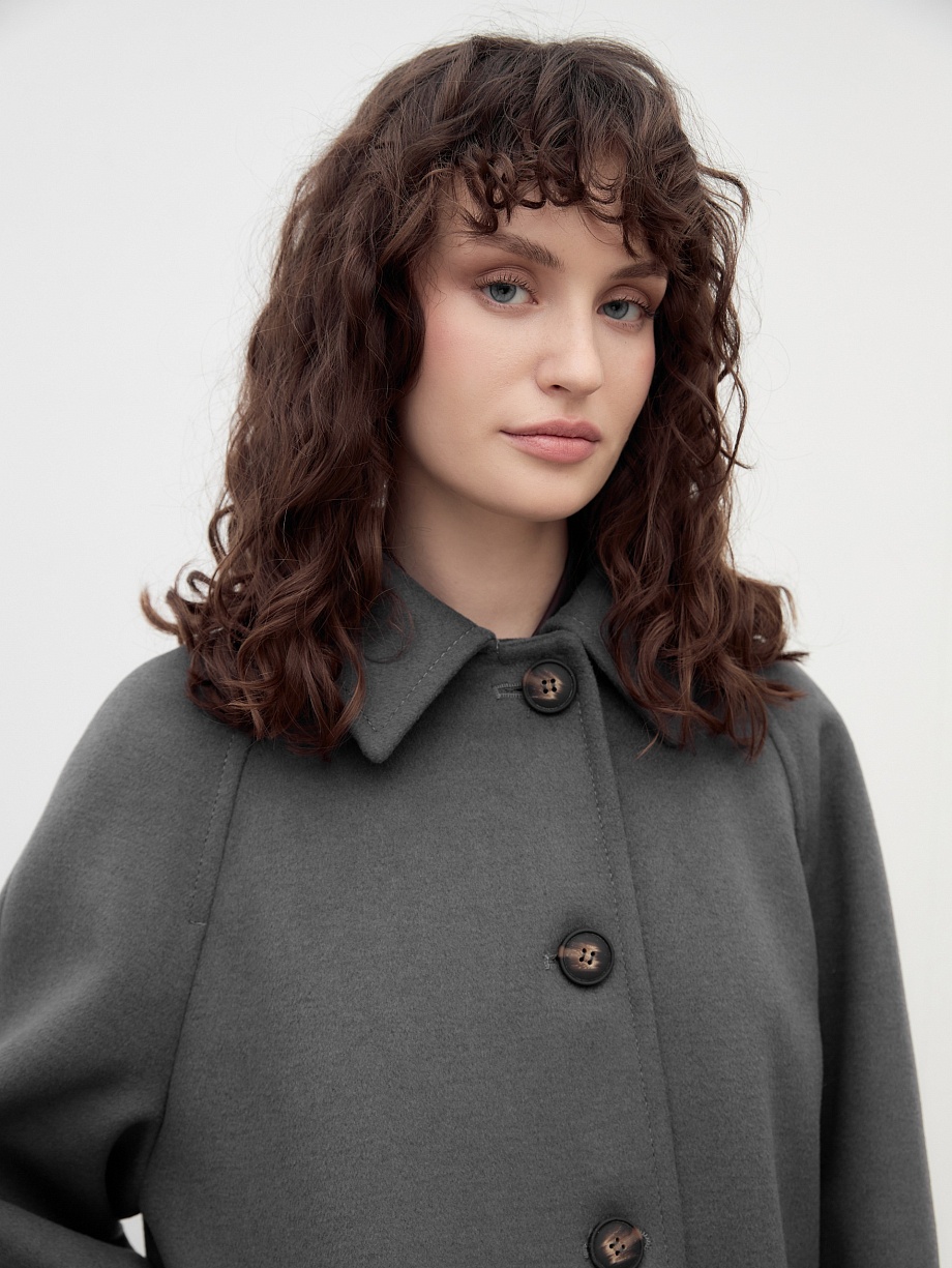 Шерстяное демисезонное пальто с мембраной